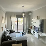 Apartamento Centre Lions Gate 2 *
