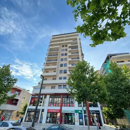 Centre Lions Gate 2 Apartamento *