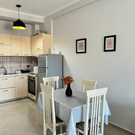 Centre Lions Gate 2 Vlore