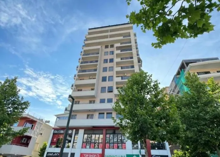 Centre Lions Gate 2 Apartament *